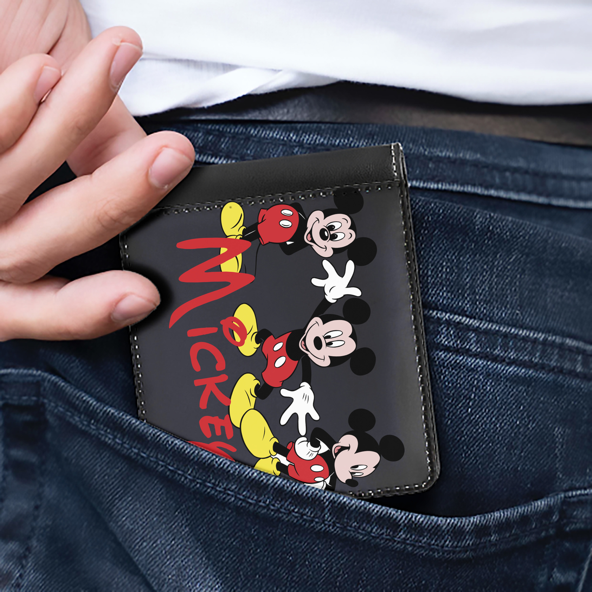 （画像用） ミッキーマウス Mickey Mouse 二つ折り革財布
