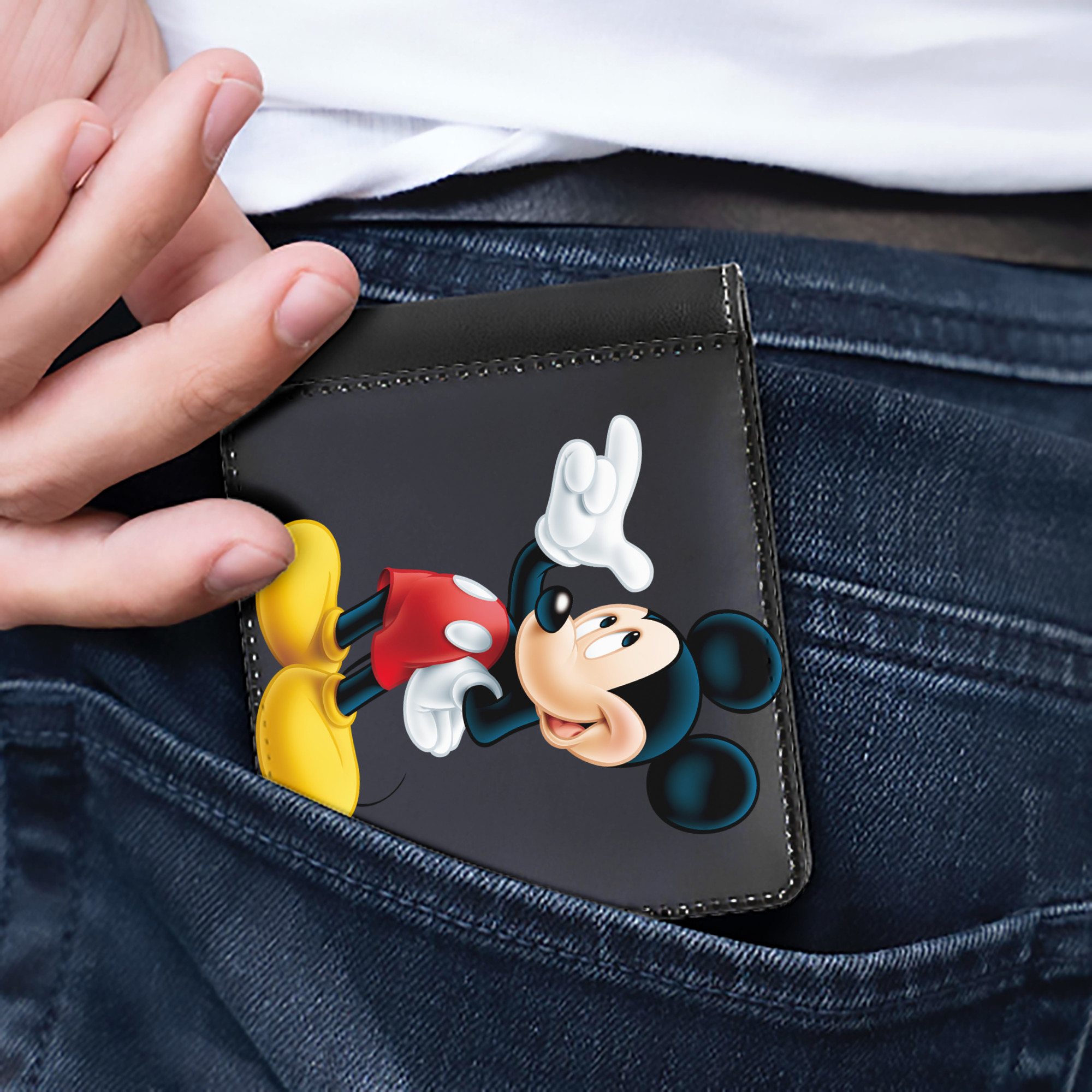 （画像用） ミッキーマウス Mickey Mouse 二つ折り革財布