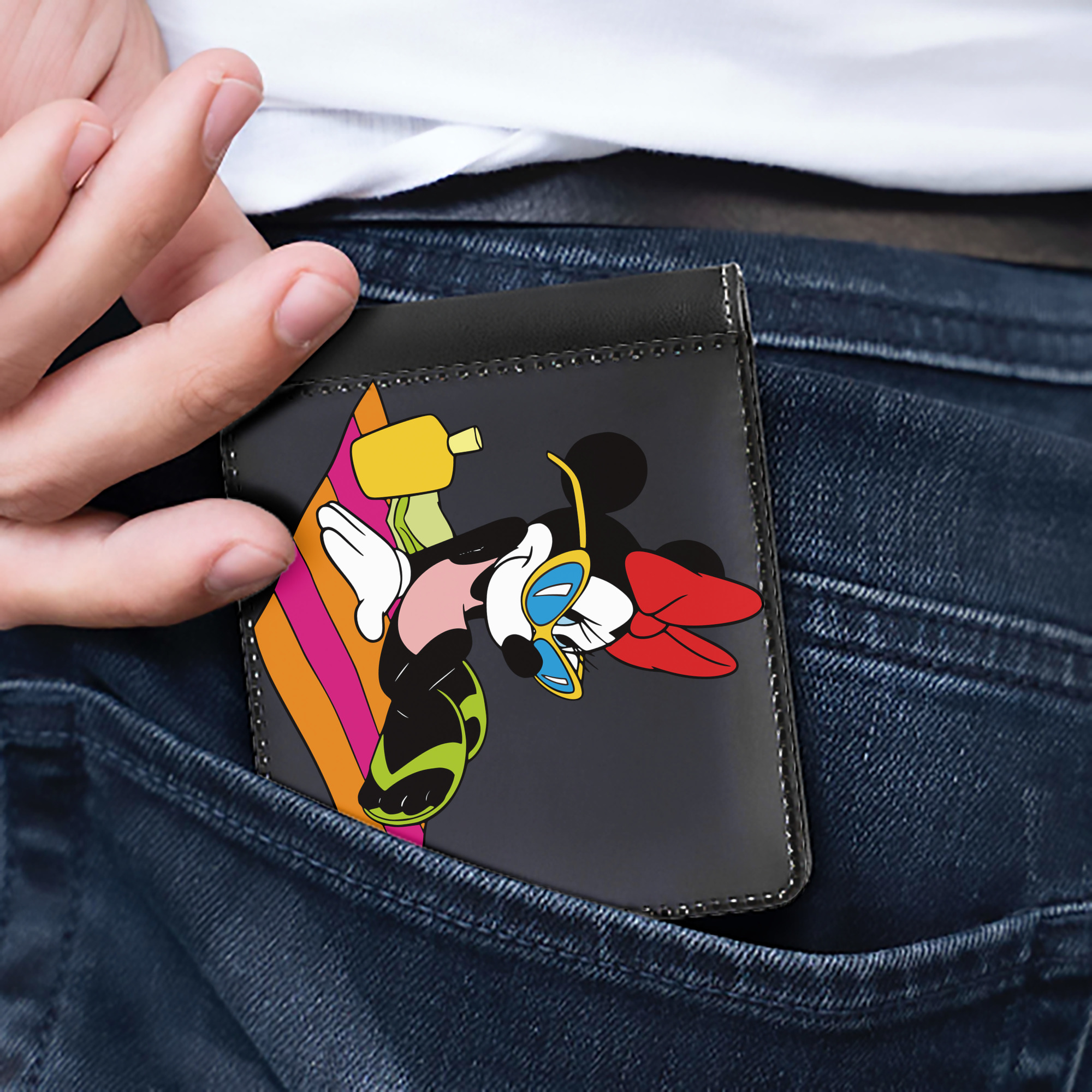 （画像用） ミッキーマウス Mickey Mouse 二つ折り革財布