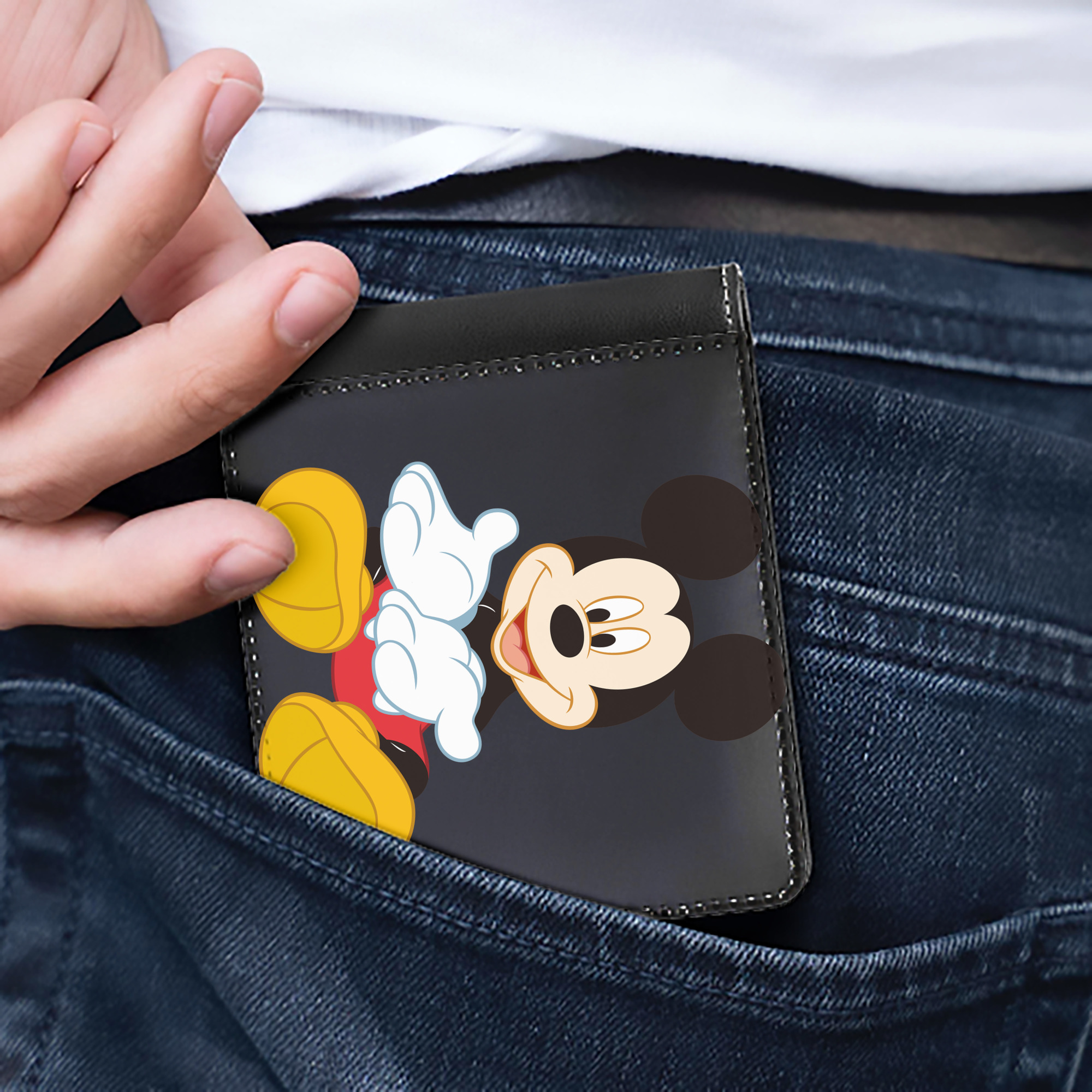 （画像用） ミッキーマウス Mickey Mouse 二つ折り革財布