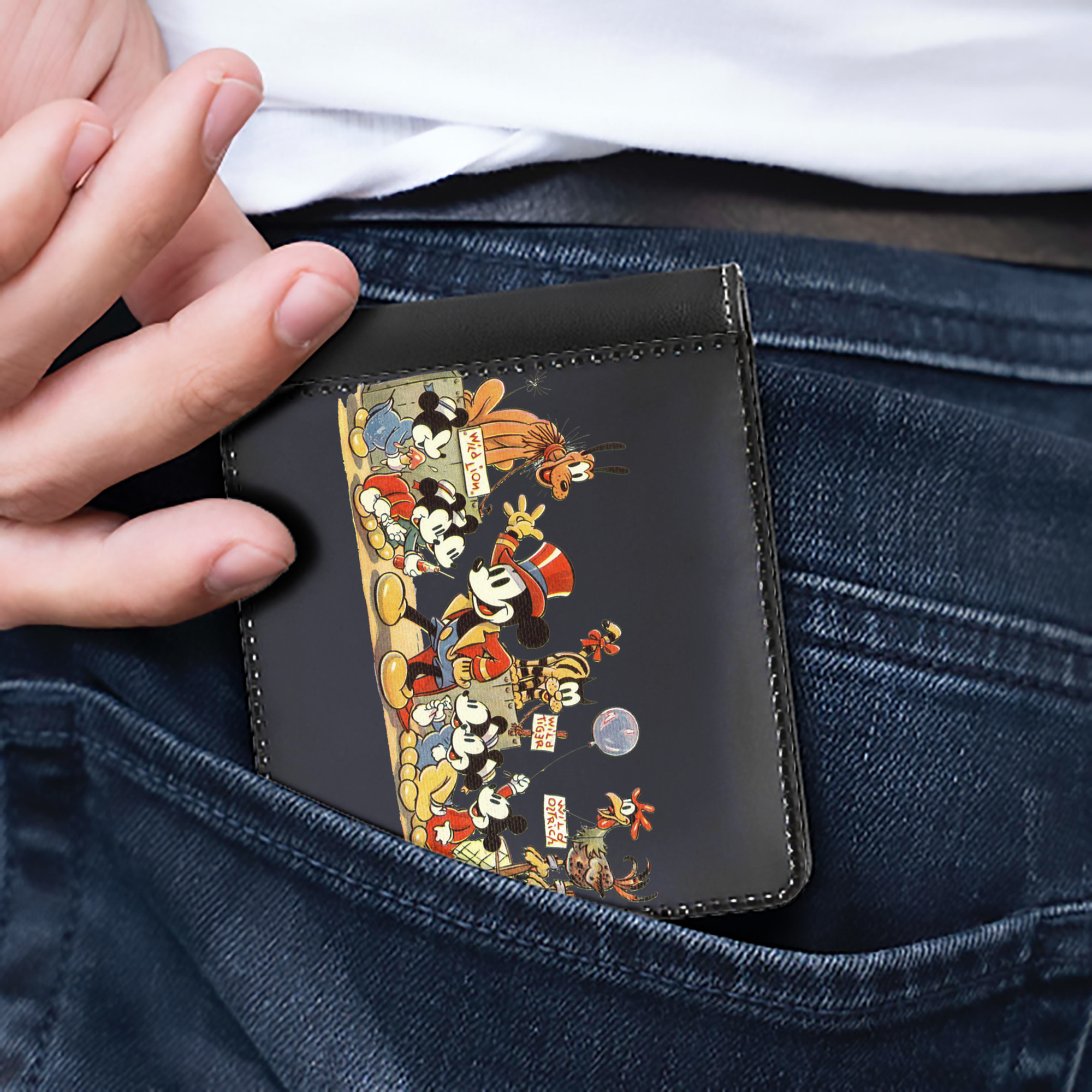 （画像用） ミッキーマウス Mickey Mouse 二つ折り革財布