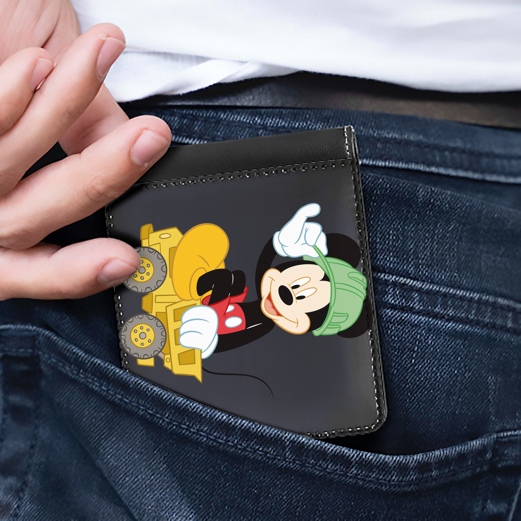 （画像用） ミッキーマウス Mickey Mouse 二つ折り革財布
