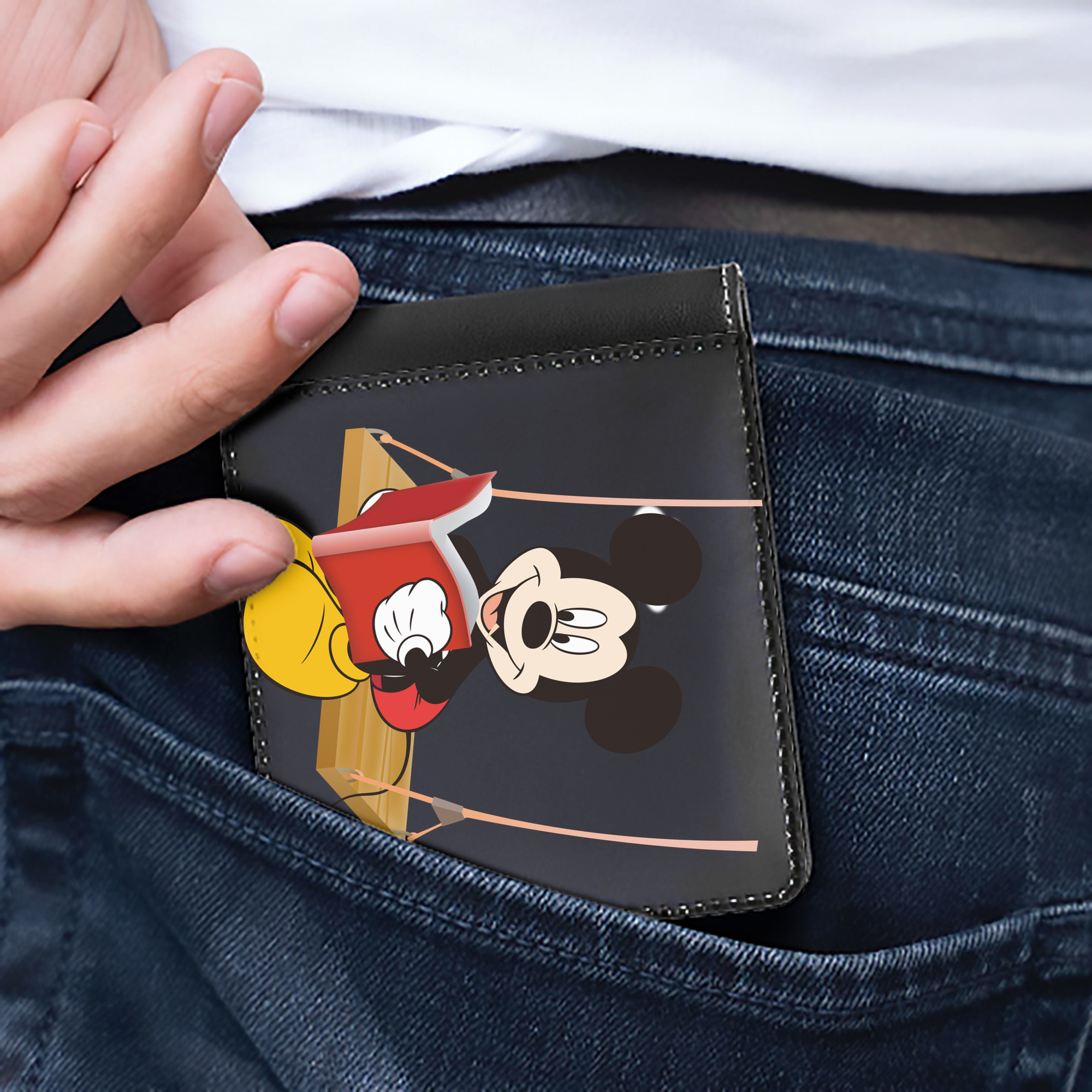 （画像用） ミッキーマウス Mickey Mouse 二つ折り革財布