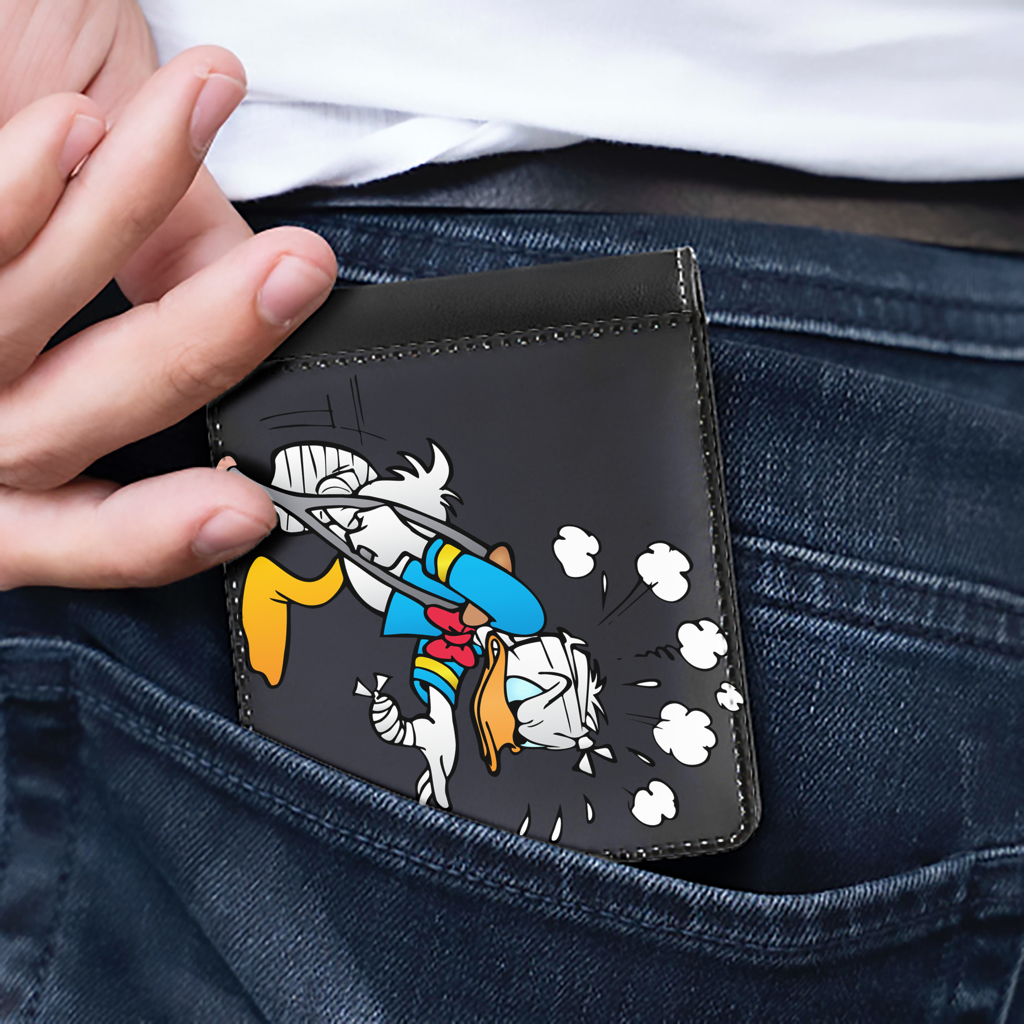 （画像用） ミッキーマウス Mickey Mouse 二つ折り革財布
