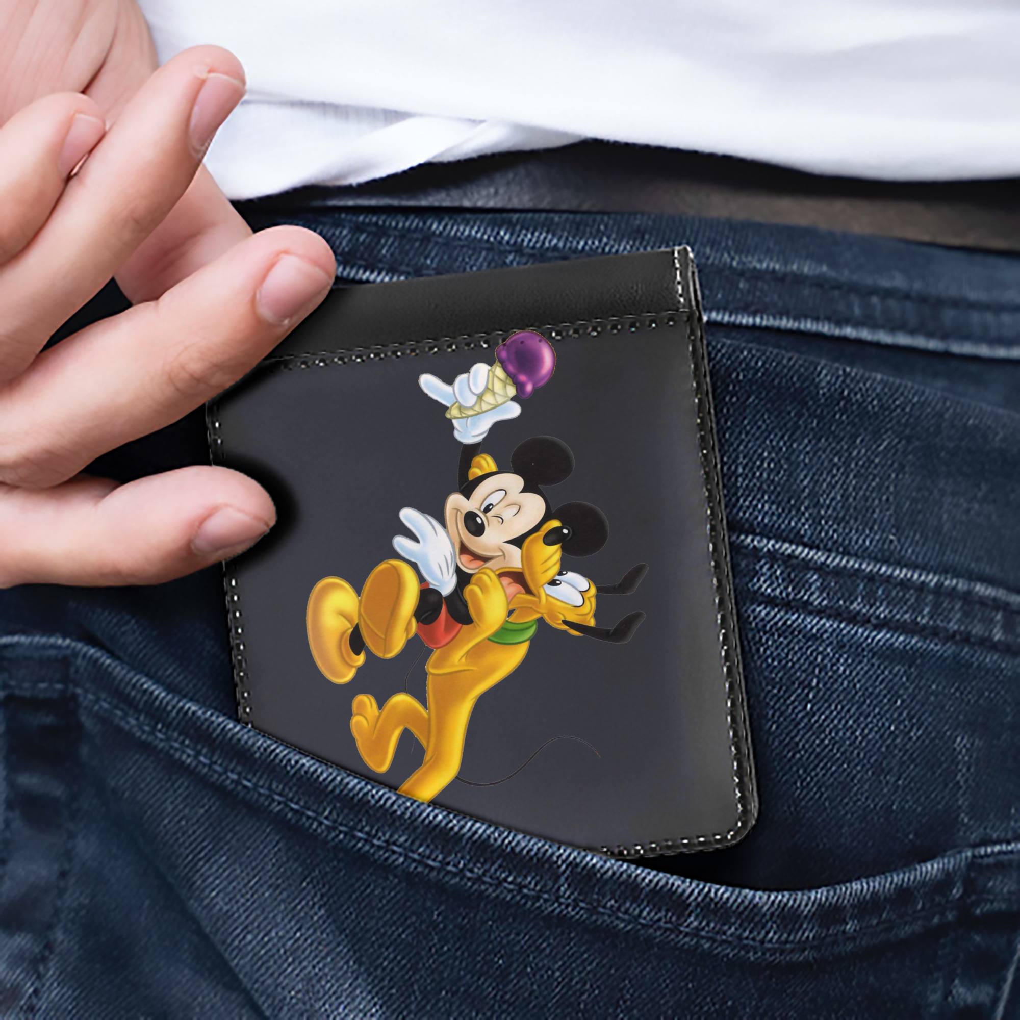 （画像用） ミッキーマウス Mickey Mouse 二つ折り革財布