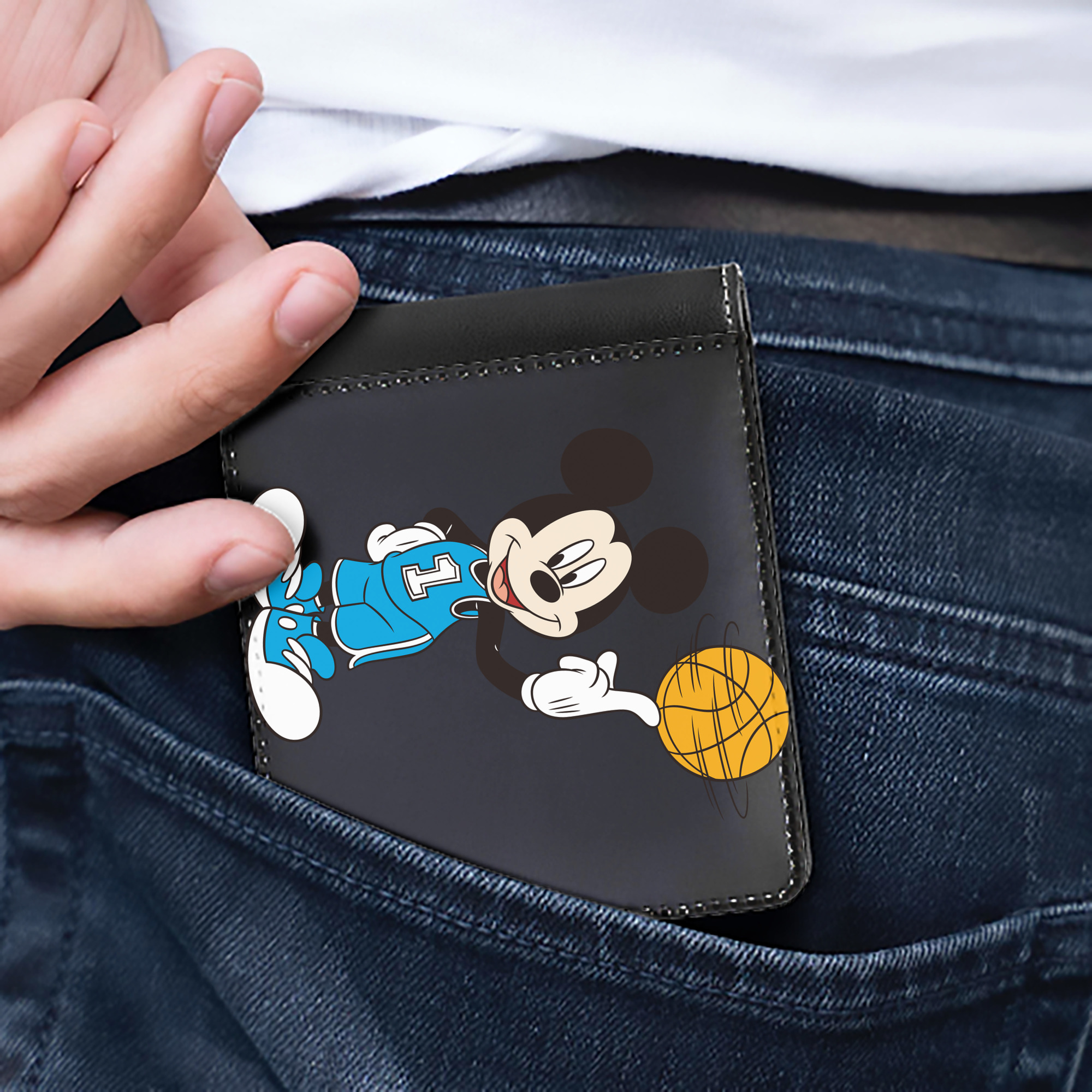 （画像用） ミッキーマウス Mickey Mouse 二つ折り革財布