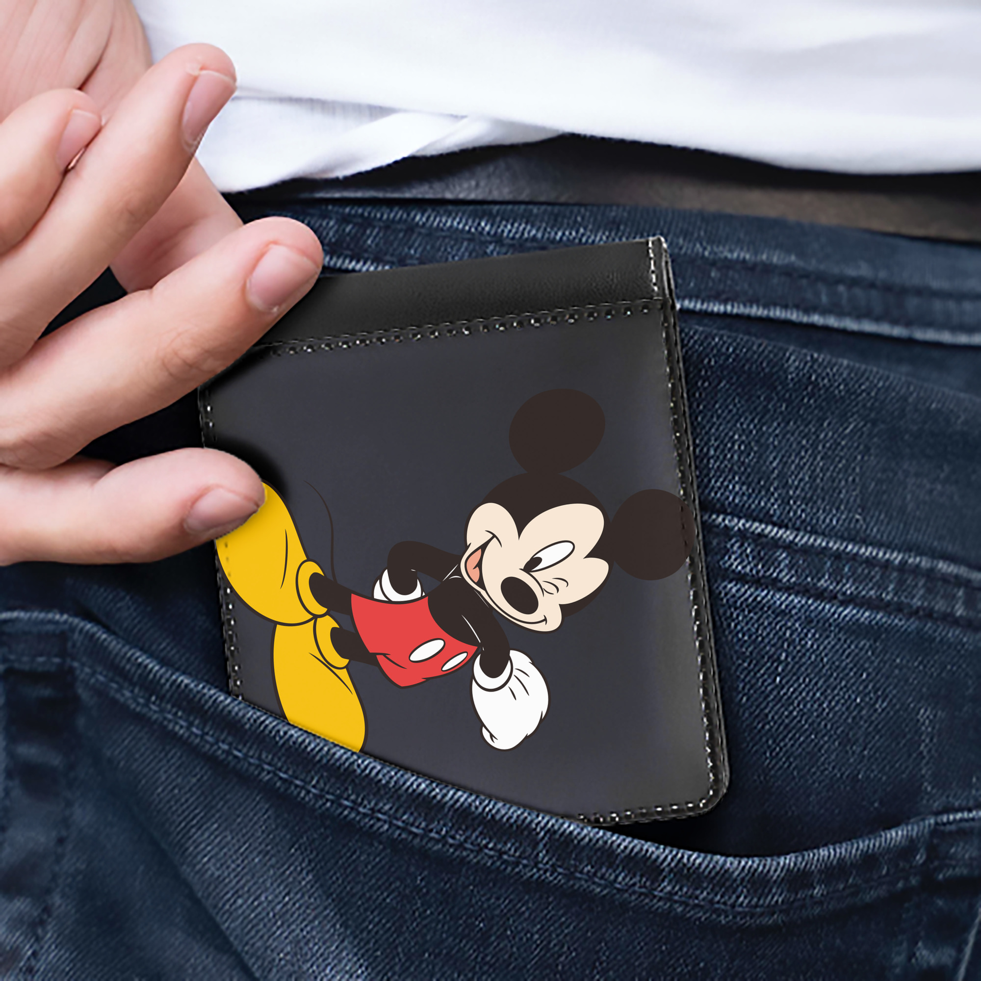 （画像用） ミッキーマウス Mickey Mouse 二つ折り革財布