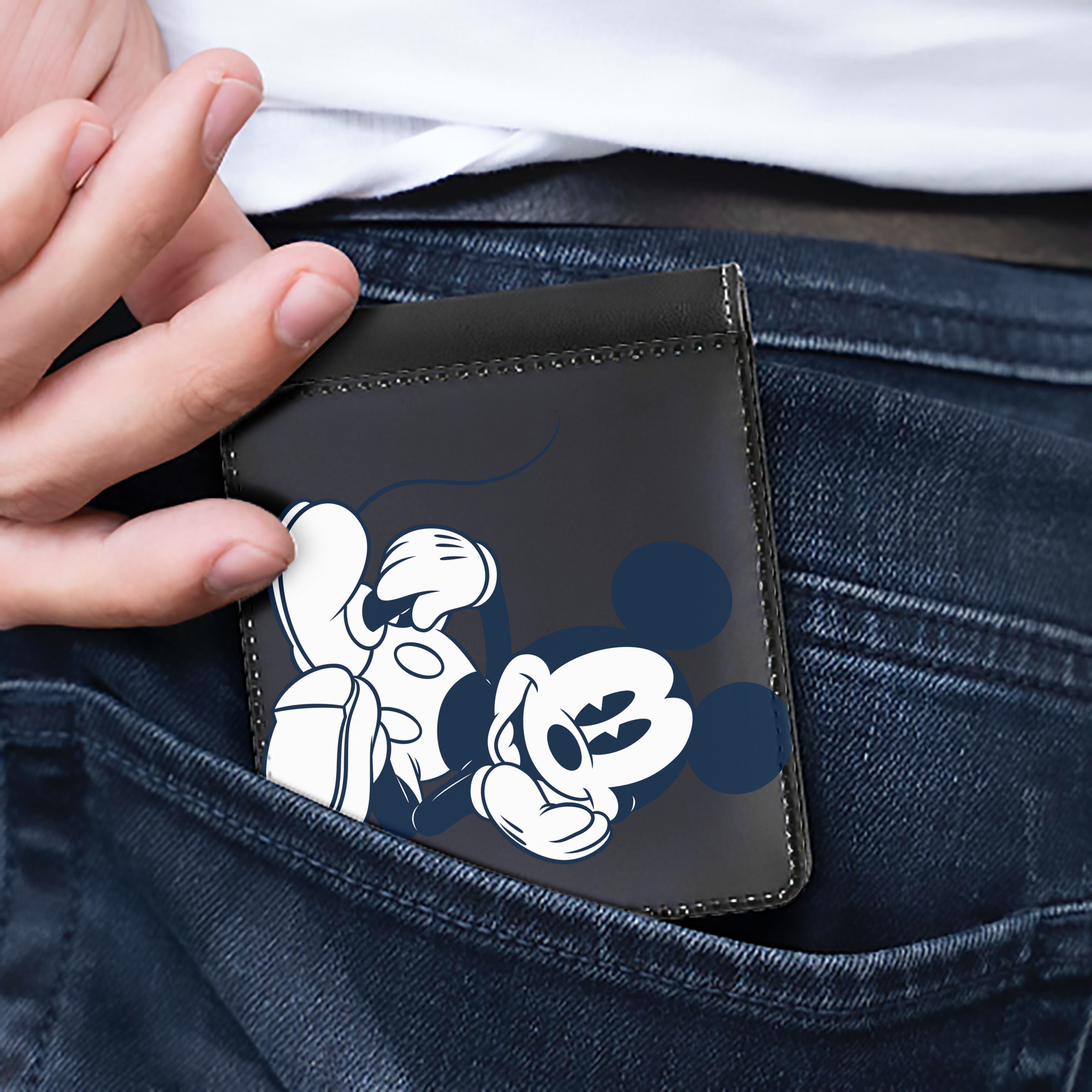 （画像用） ミッキーマウス Mickey Mouse 二つ折り革財布