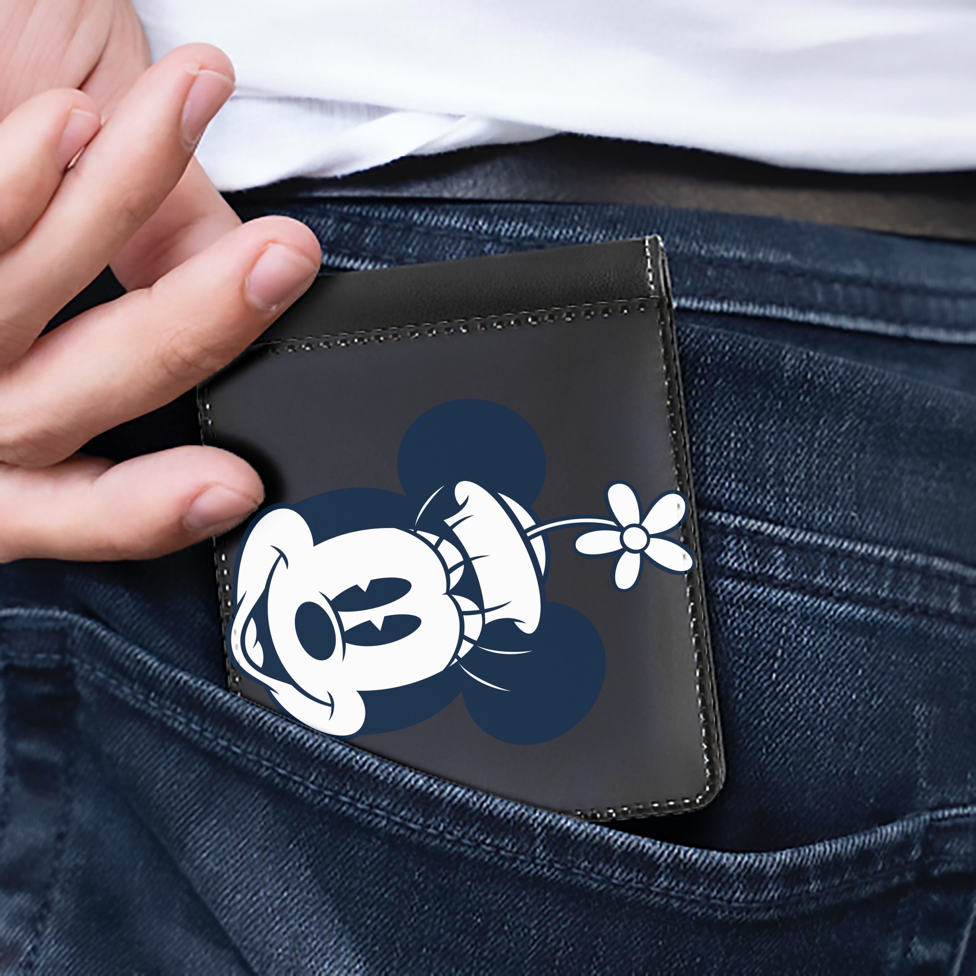 （画像用） ミッキーマウス Mickey Mouse 二つ折り革財布