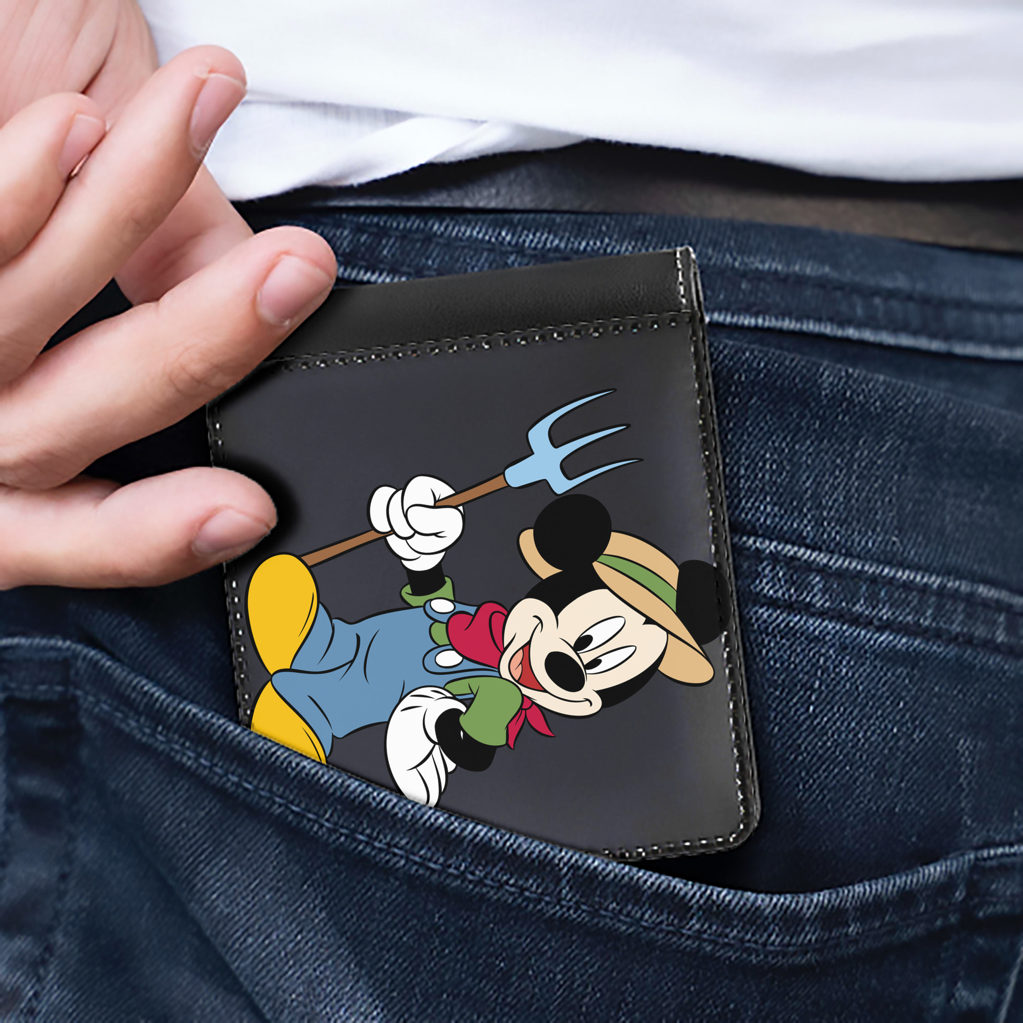 （画像用） ミッキーマウス Mickey Mouse 二つ折り革財布
