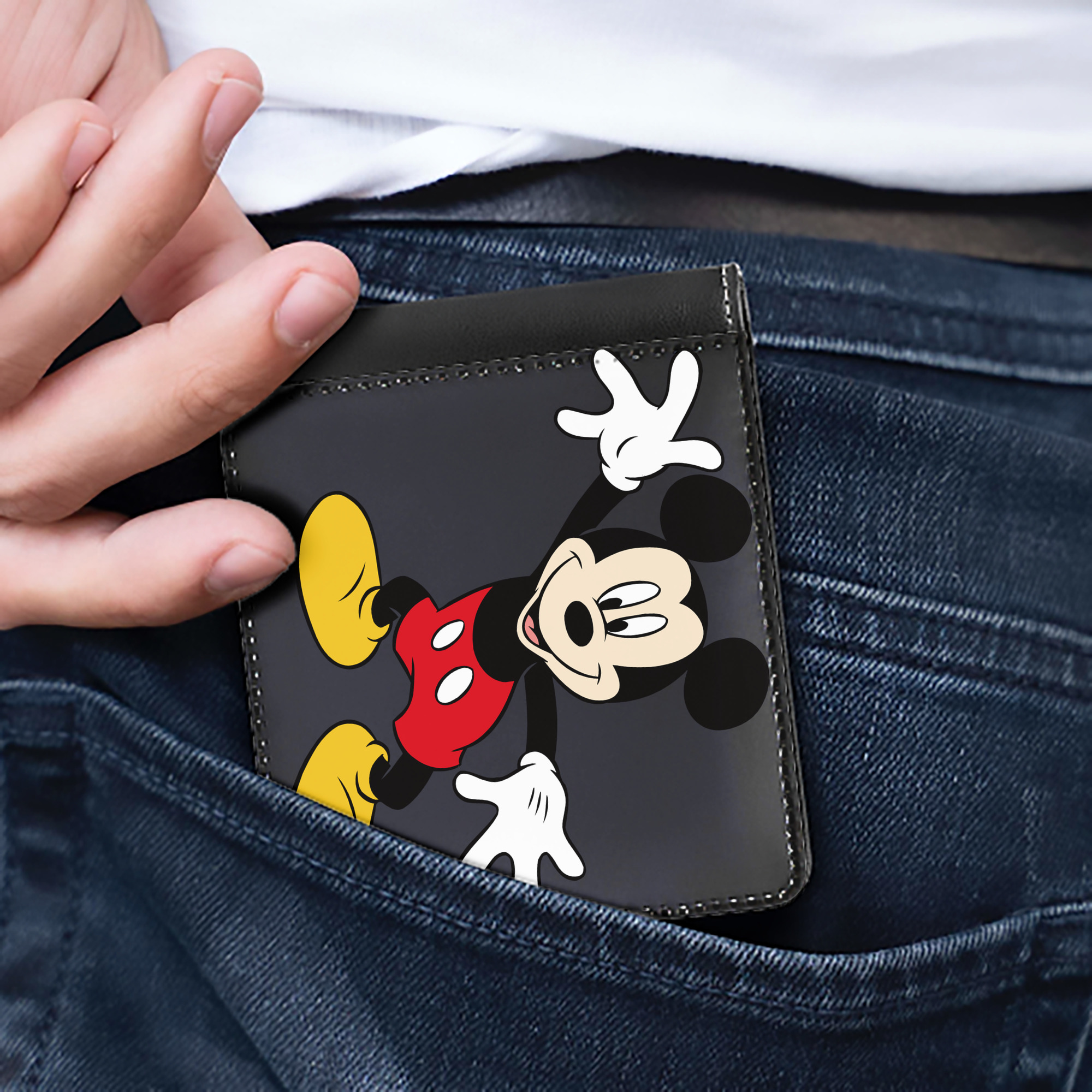 ミッキーマウス Mickey Mouse 二つ折り革財布