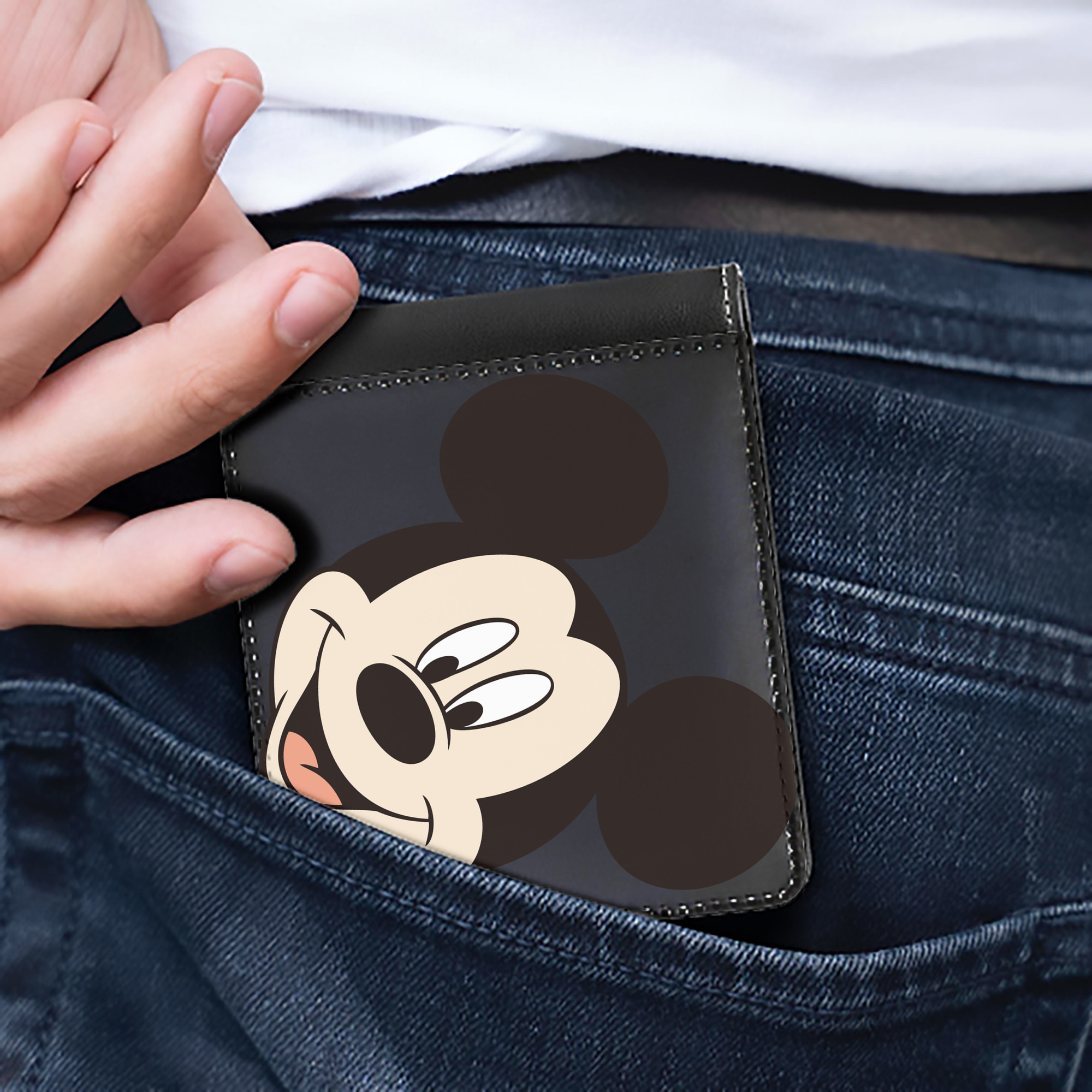 （画像用） ミッキーマウス Mickey Mouse 二つ折り革財布