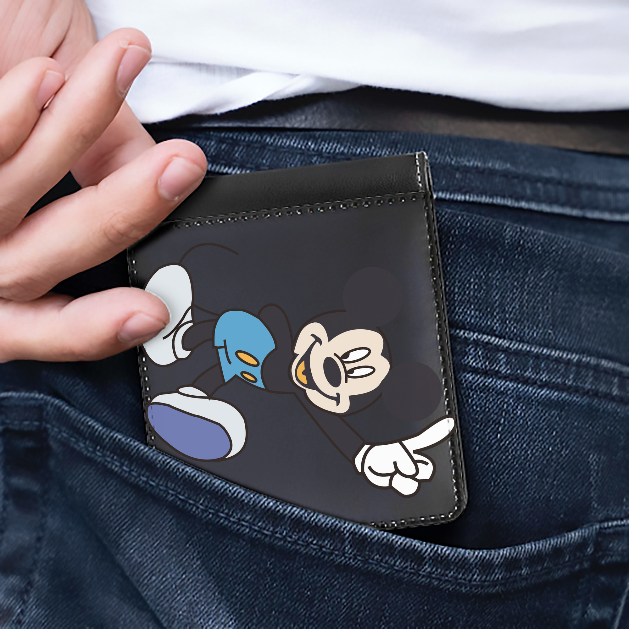 （画像用） ミッキーマウス Mickey Mouse 二つ折り革財布