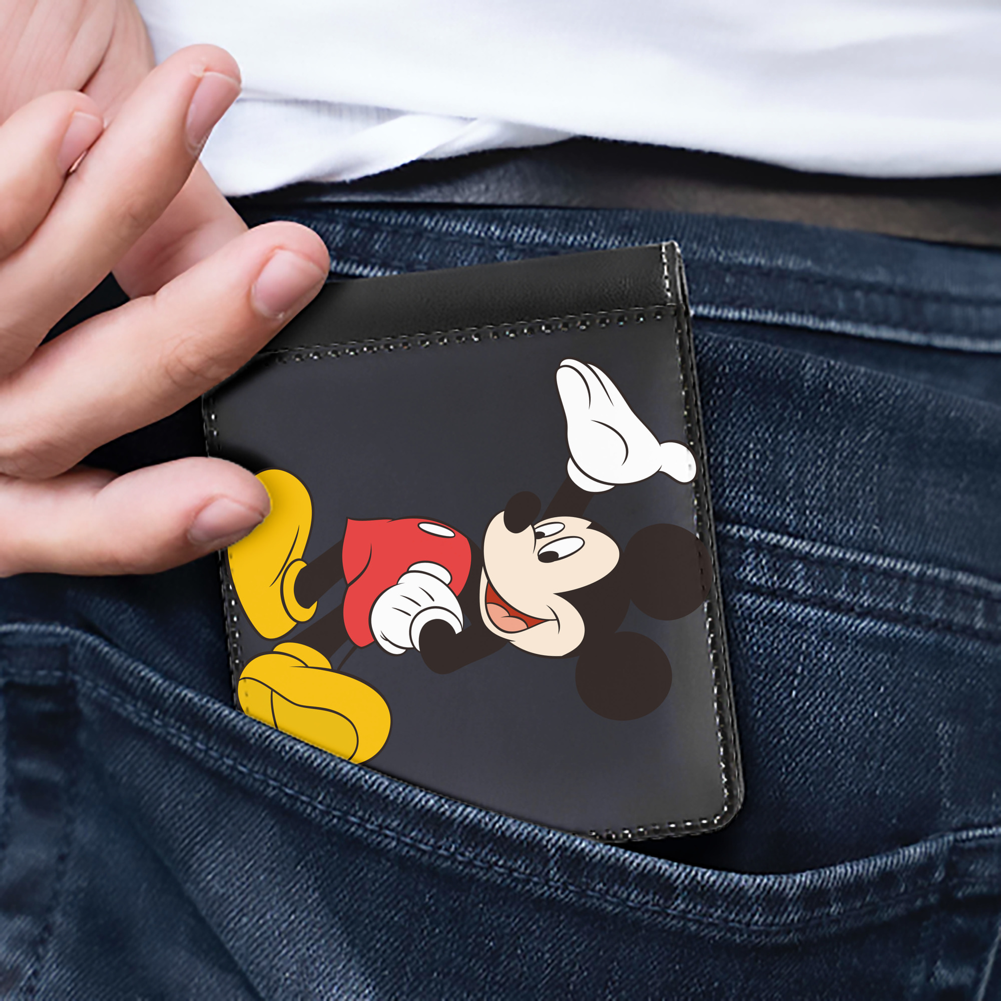 （画像用） ミッキーマウス Mickey Mouse 二つ折り革財布