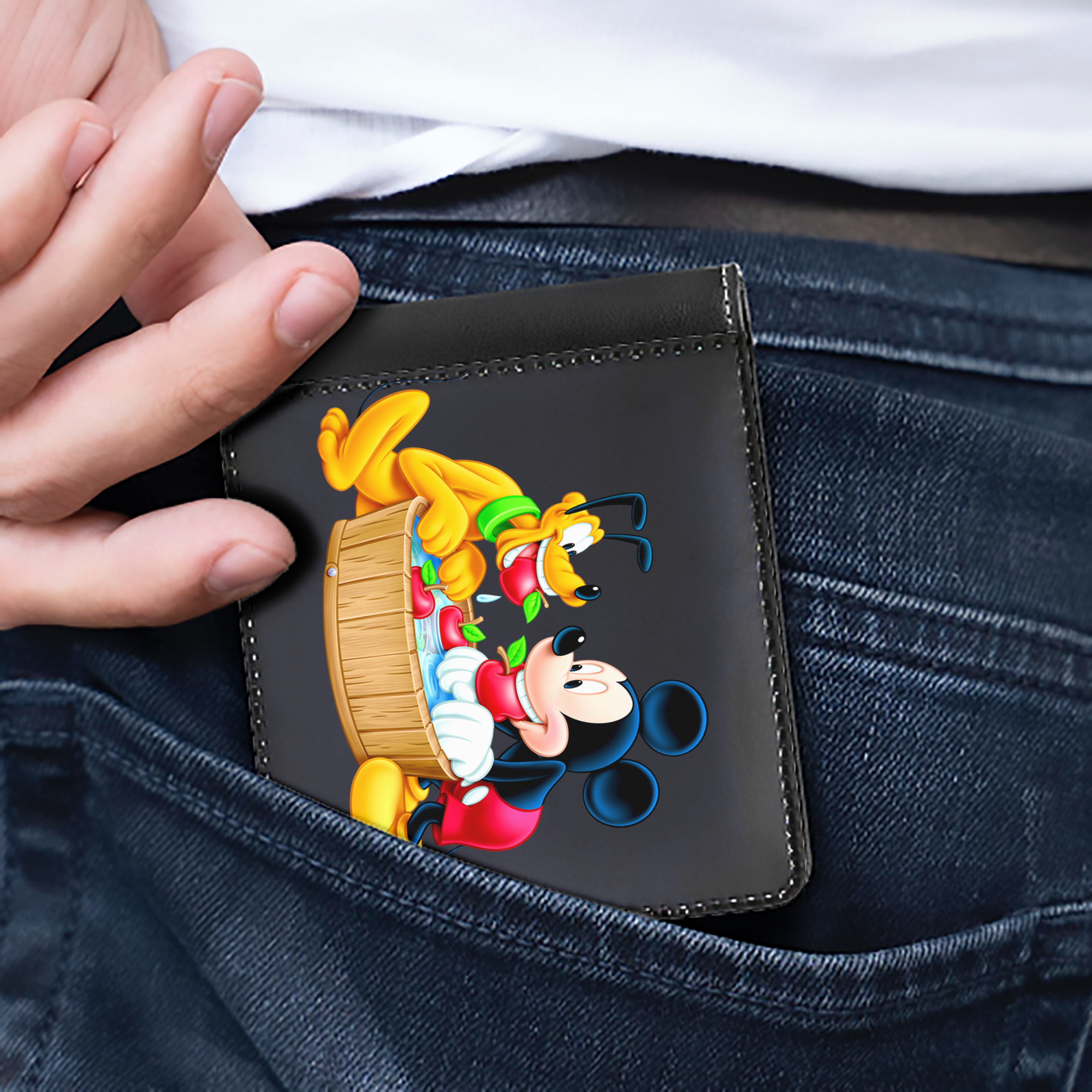 （画像用） ミッキーマウス Mickey Mouse 二つ折り革財布