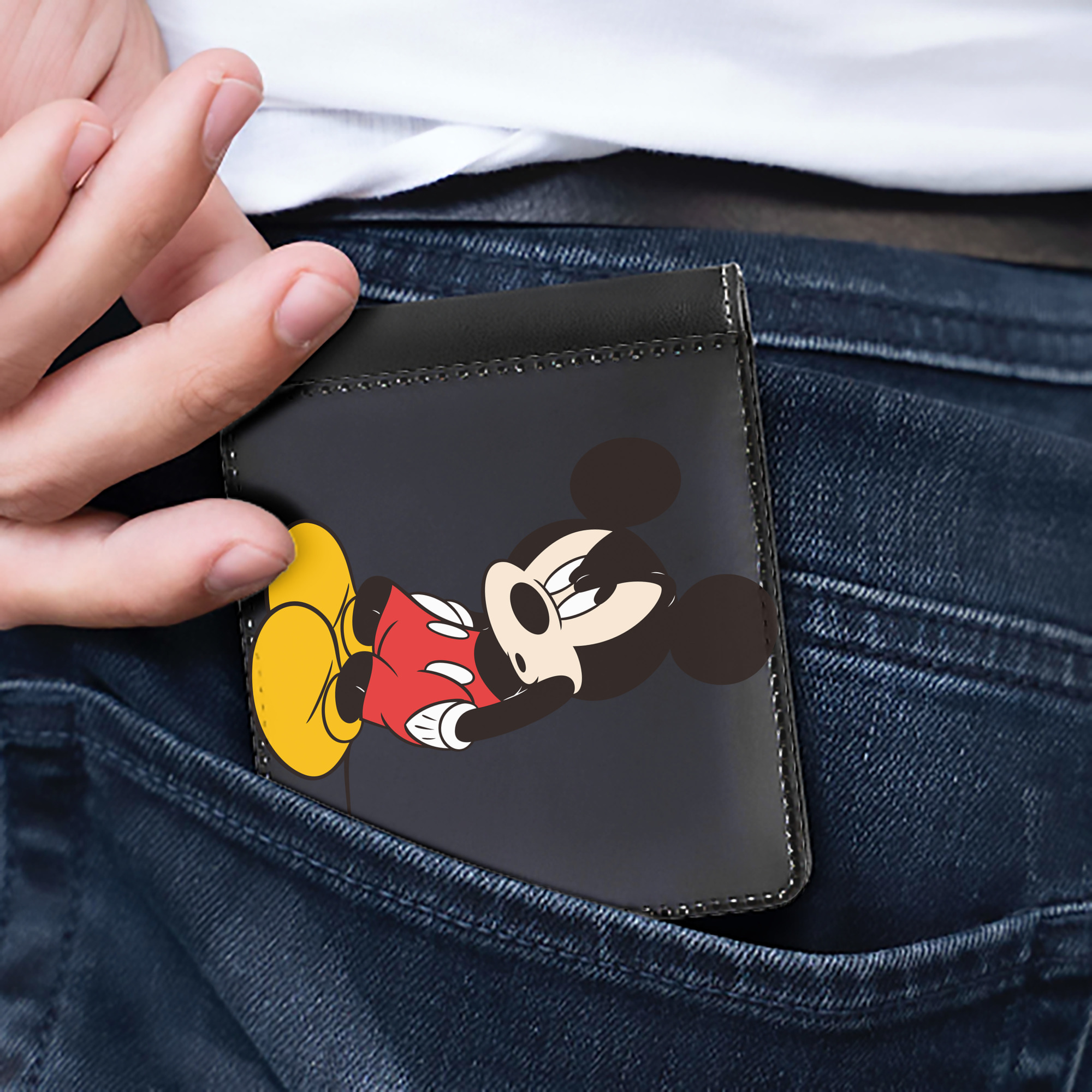（画像用） ミッキーマウス Mickey Mouse 二つ折り革財布