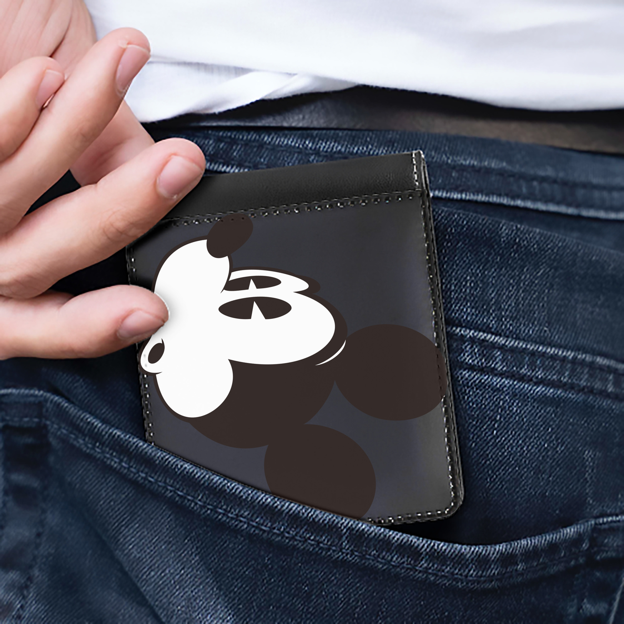 （画像用） ミッキーマウス Mickey Mouse 二つ折り革財布
