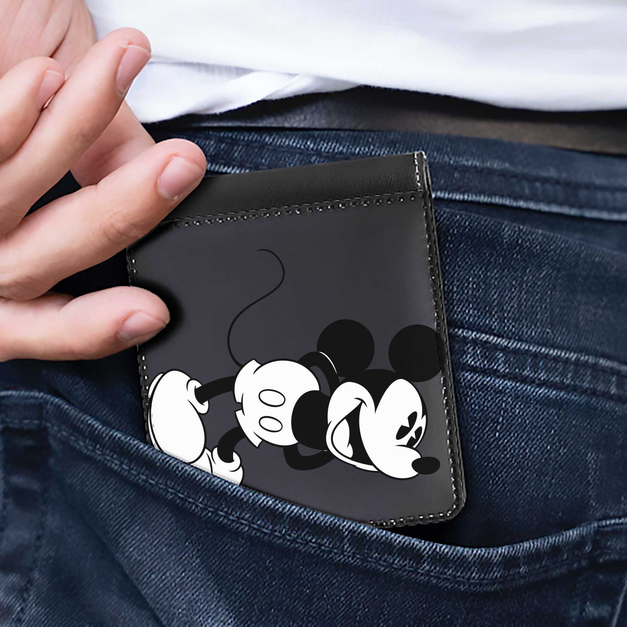 （画像用） ミッキーマウス Mickey Mouse 二つ折り革財布