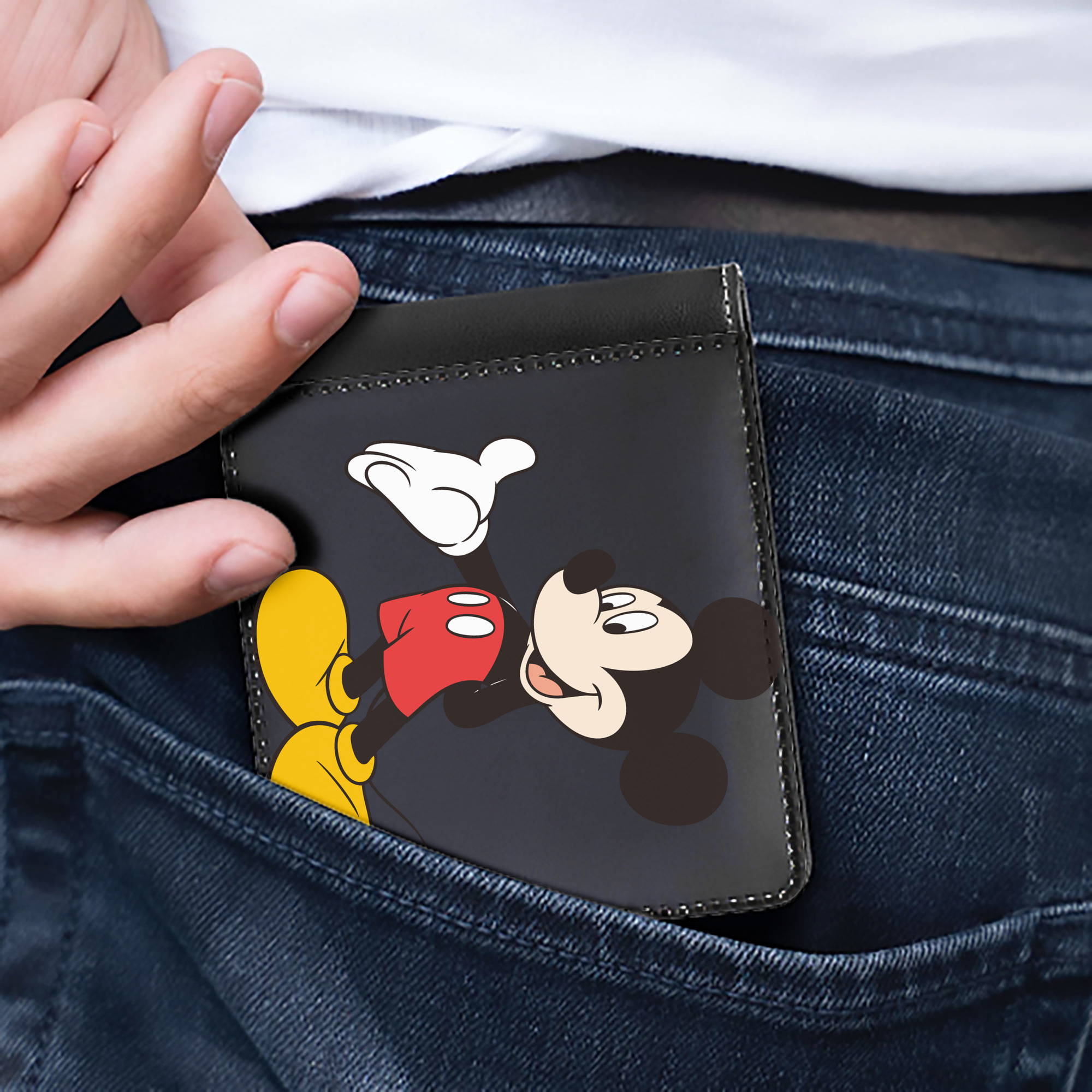 （画像用） ミッキーマウス Mickey Mouse 二つ折り革財布