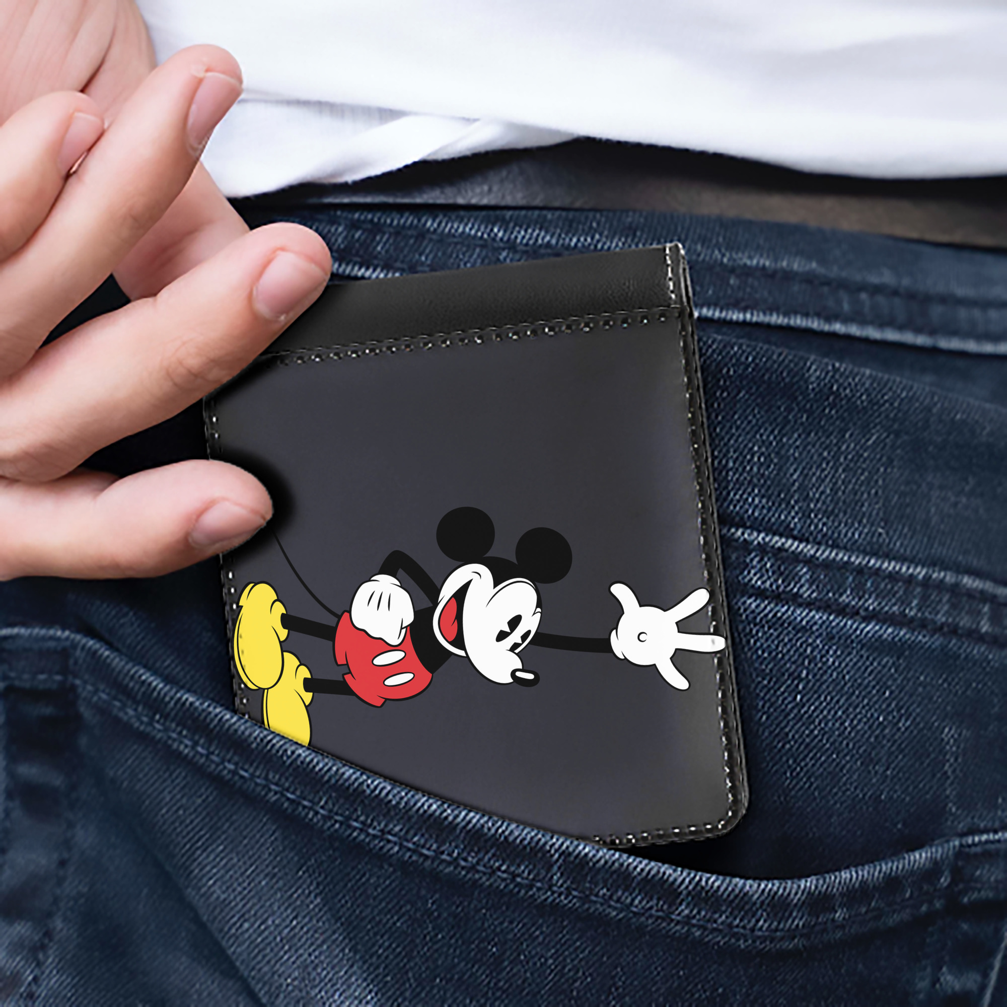 （画像用） ミッキーマウス Mickey Mouse 二つ折り革財布