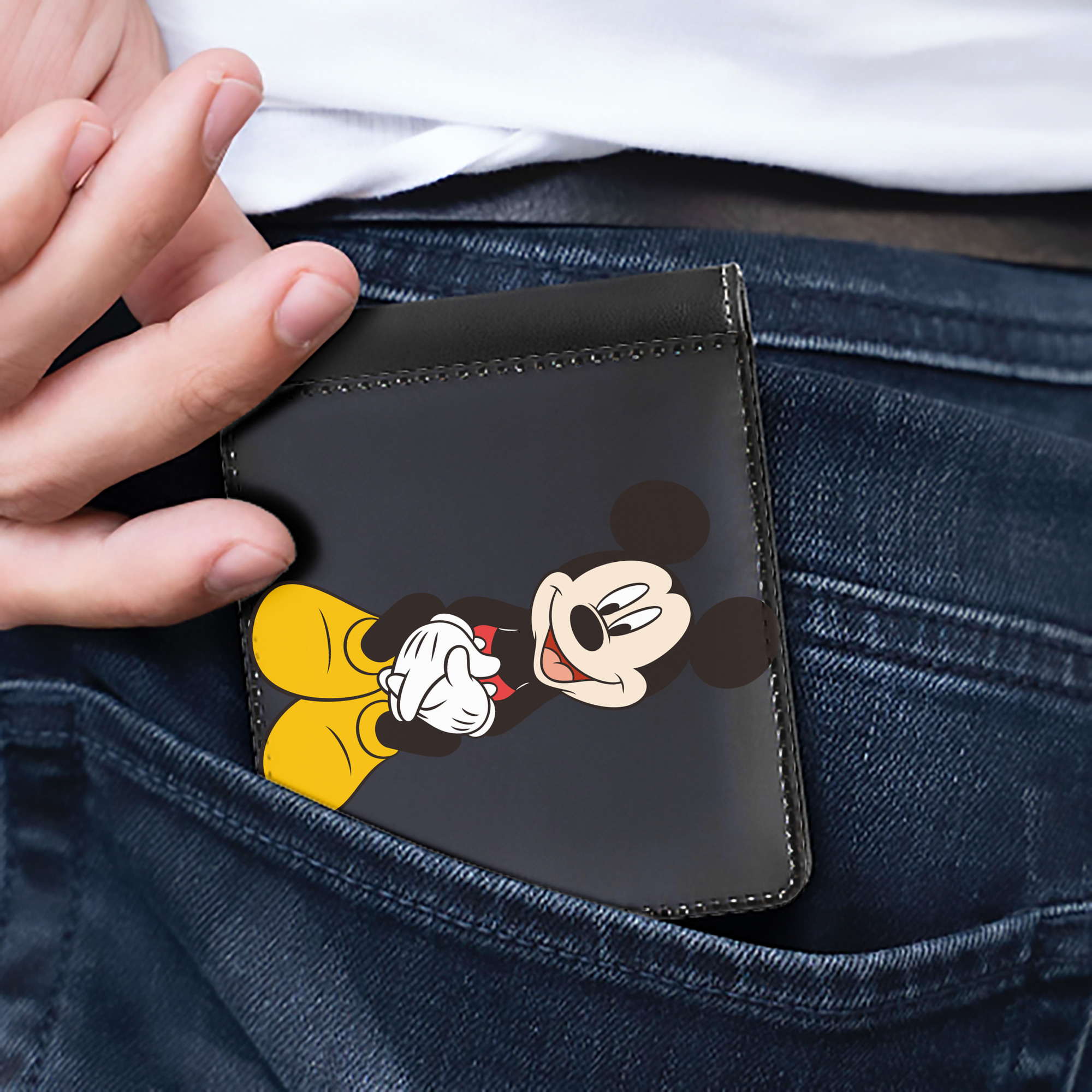 （画像用） ミッキーマウス Mickey Mouse 二つ折り革財布