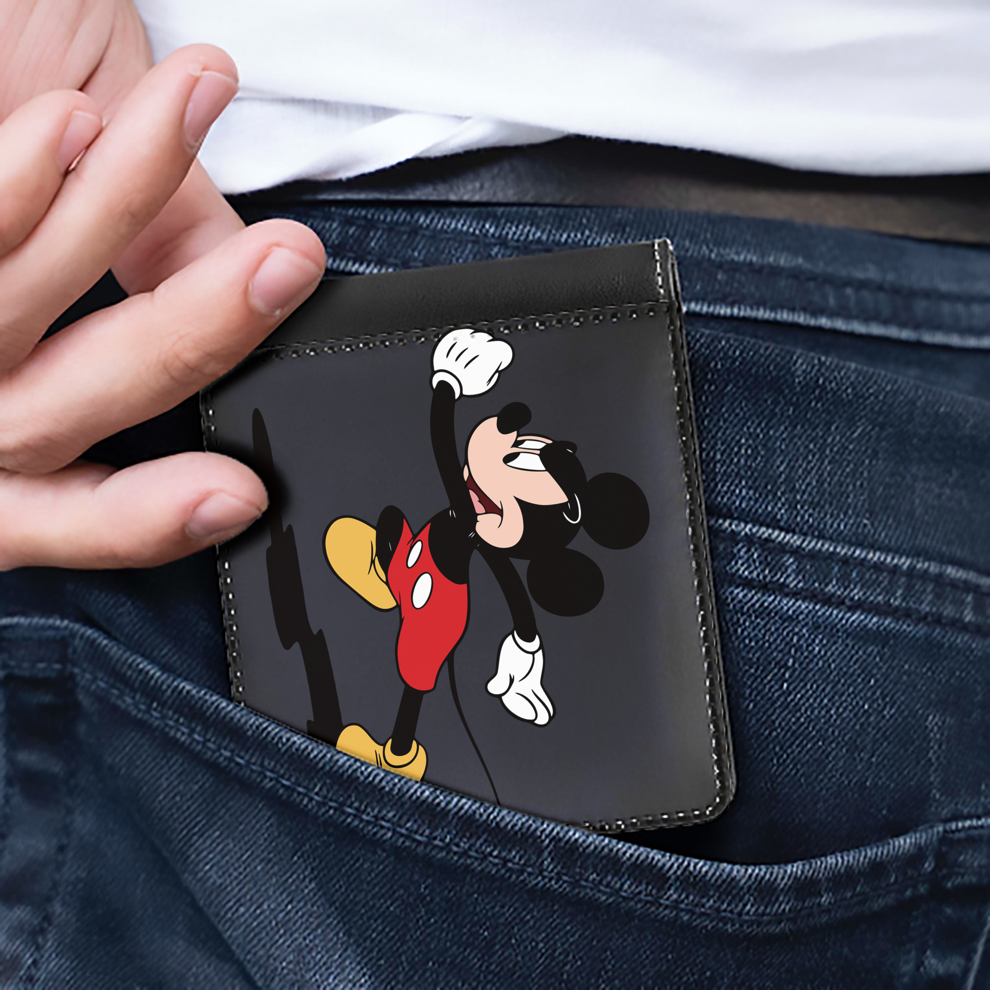 （画像用） ミッキーマウス Mickey Mouse 二つ折り革財布