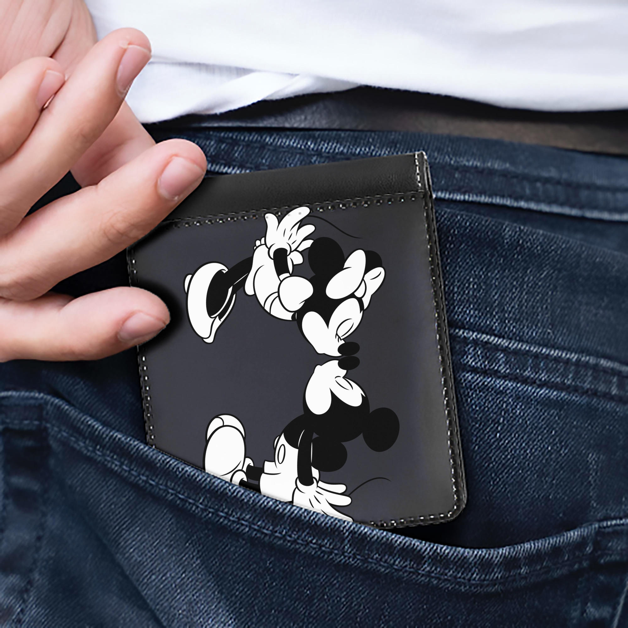（画像用） ミッキーマウス Mickey Mouse 二つ折り革財布