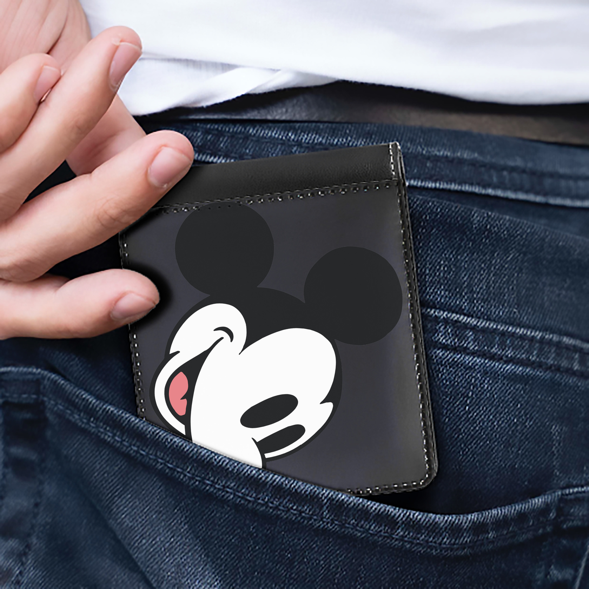 （画像用） ミッキーマウス Mickey Mouse 二つ折り革財布