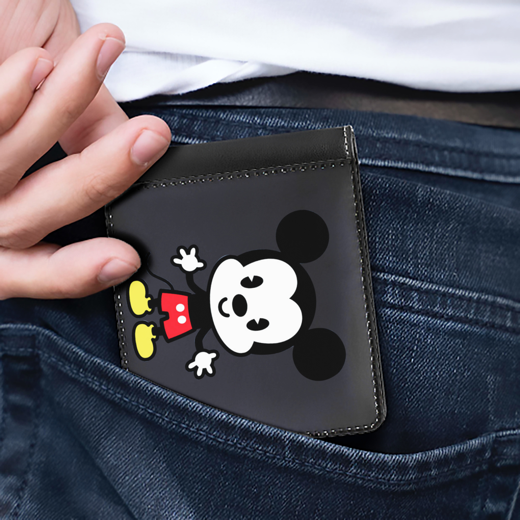 （画像用） ミッキーマウス Mickey Mouse 二つ折り革財布