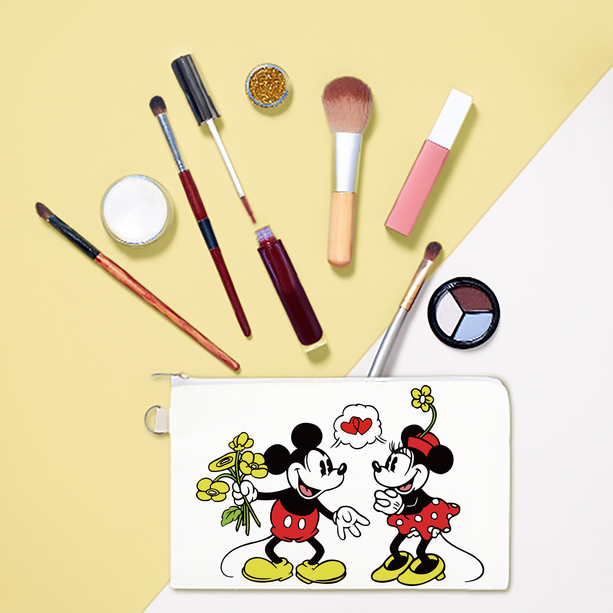 ミッキーマウス Mickey Mouse キャンバス生地ポーチ　小物入れ