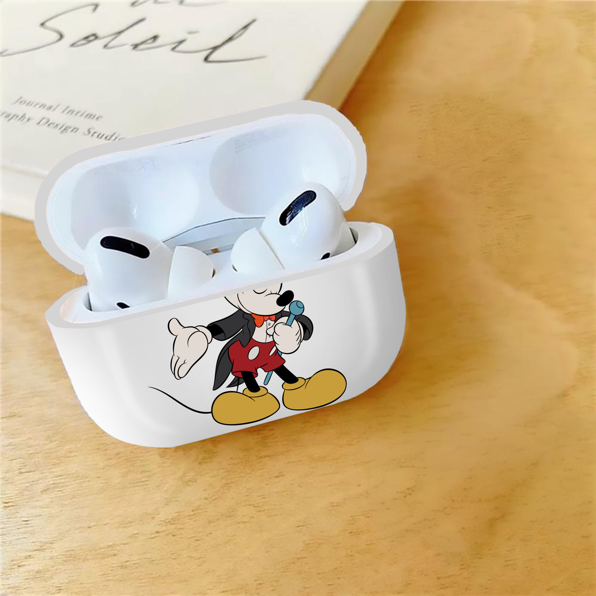 ミッキーマウス Mickey Mouse 【AirPods Pro用】ハードシェル保護ケース 耐衝撃・防指紋・カラビナ付き商品仕様