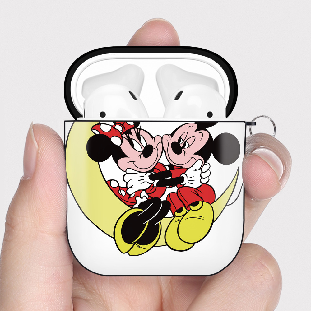 （画像用） ミッキーマウス Mickey Mouse AirPods 第2世代保護ケース ハードシェル ブラック 耐衝撃・防指紋・カラビナ付き