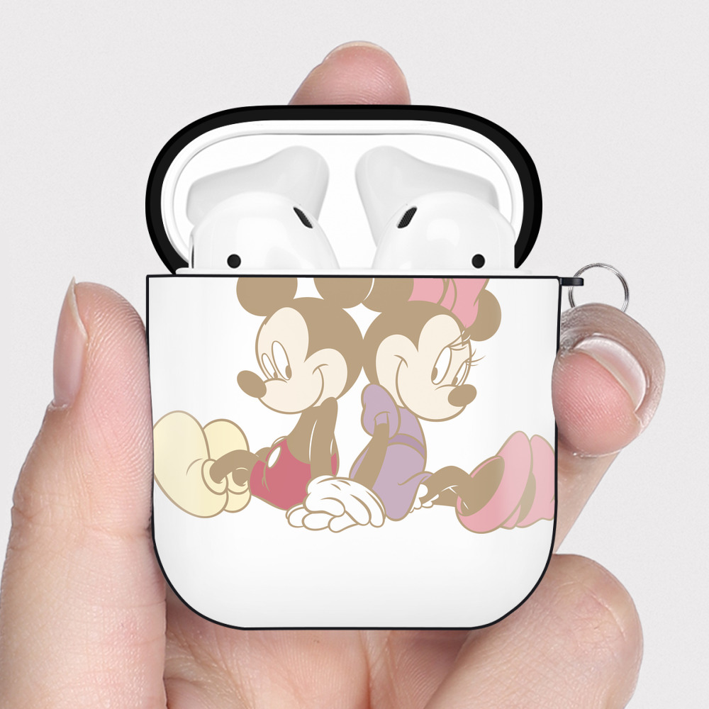 （画像用） ミッキーマウス Mickey Mouse AirPods 第2世代保護ケース ハードシェル ブラック 耐衝撃・防指紋・カラビナ付き
