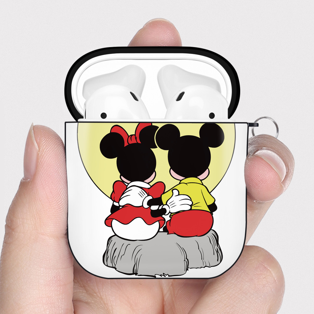 （画像用） ミッキーマウス Mickey Mouse AirPods 第2世代保護ケース ハードシェル ブラック 耐衝撃・防指紋・カラビナ付き