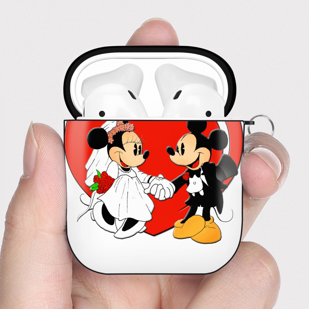 （画像用） ミッキーマウス Mickey Mouse AirPods 第2世代保護ケース ハードシェル ブラック 耐衝撃・防指紋・カラビナ付き