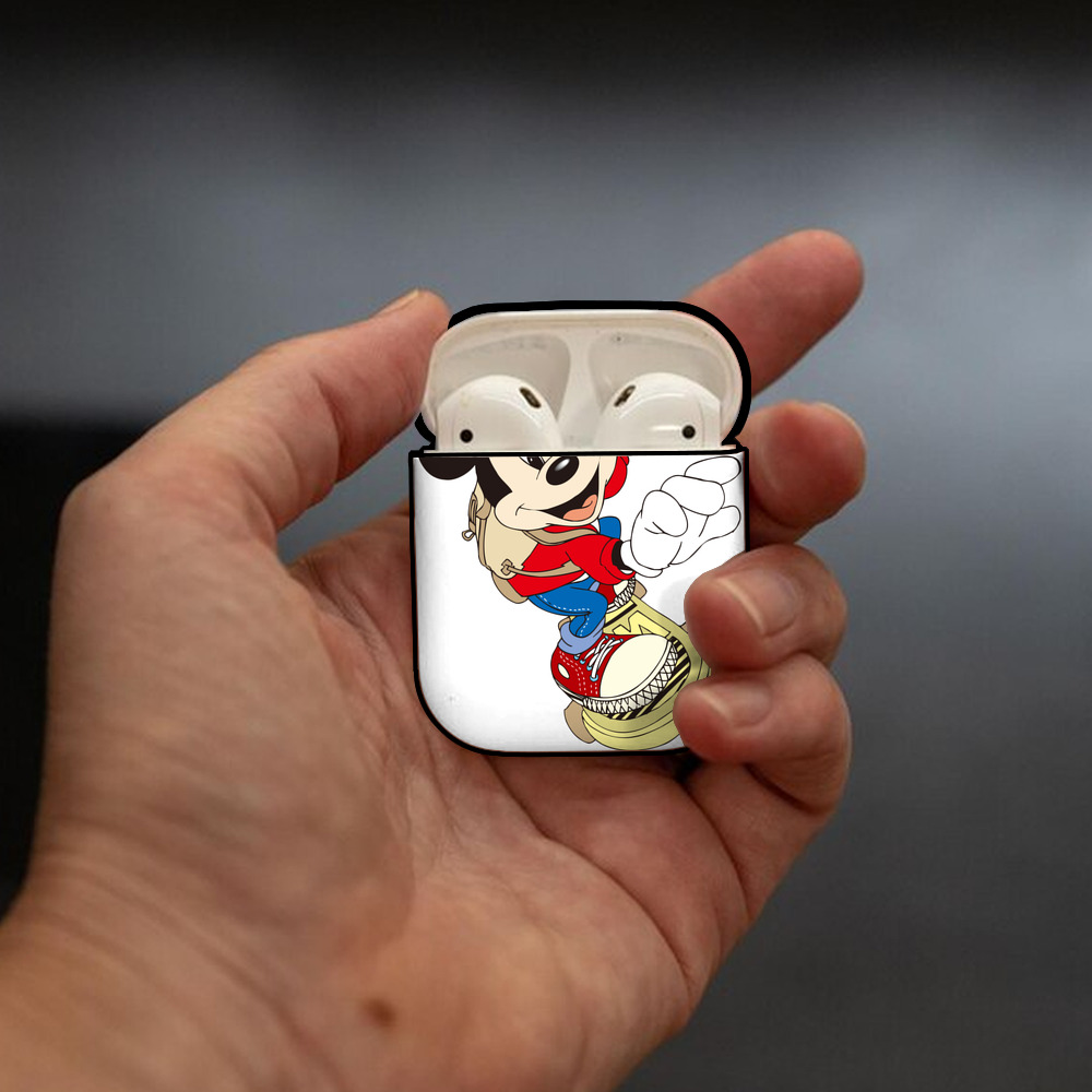 ミッキーマウス Mickey Mouse AirPods 第2世代保護ケース ハードシェル ブラック 耐衝撃・防指紋・カラビナ付き