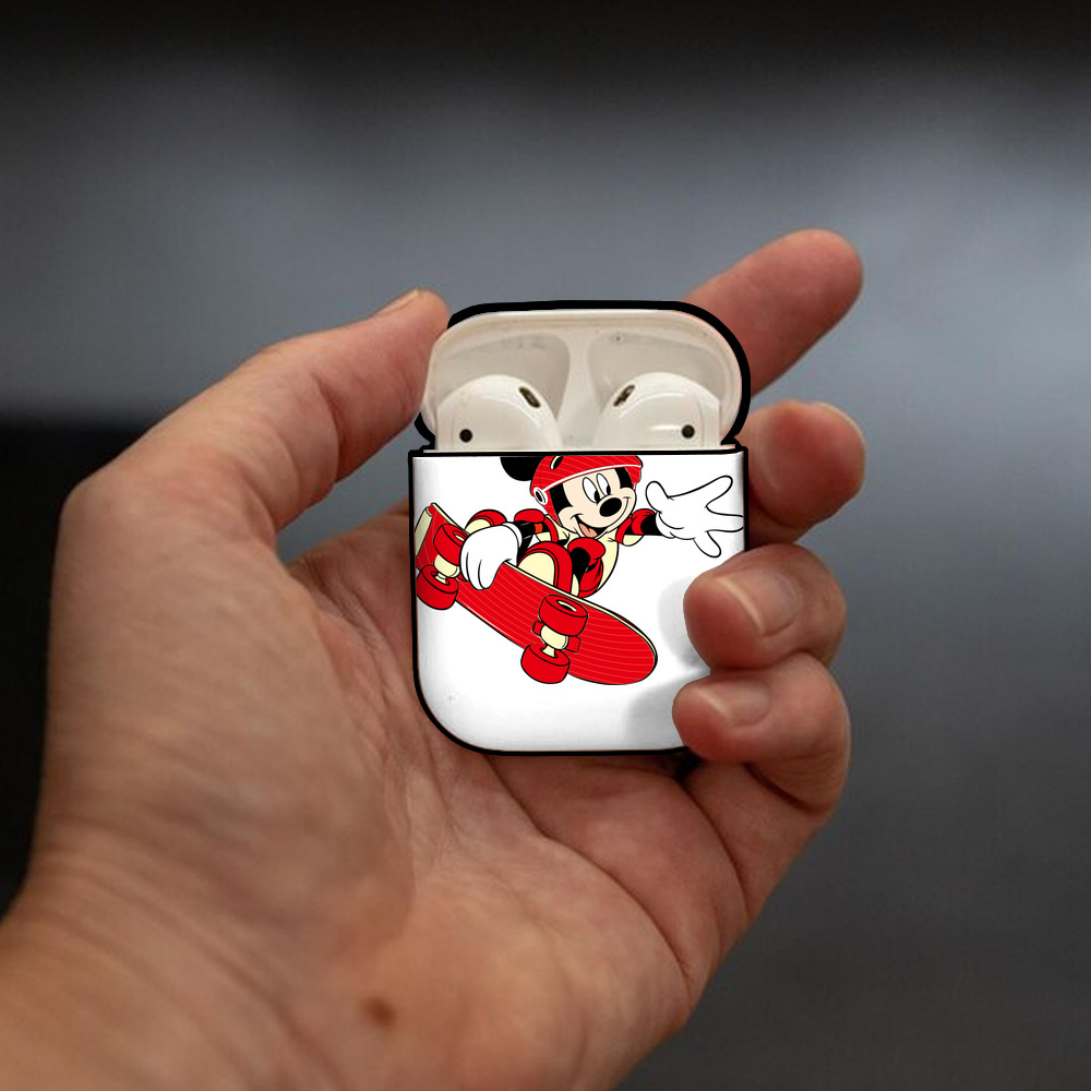 ミッキーマウス Mickey Mouse AirPods 第2世代保護ケース ハードシェル ブラック 耐衝撃・防指紋・カラビナ付き