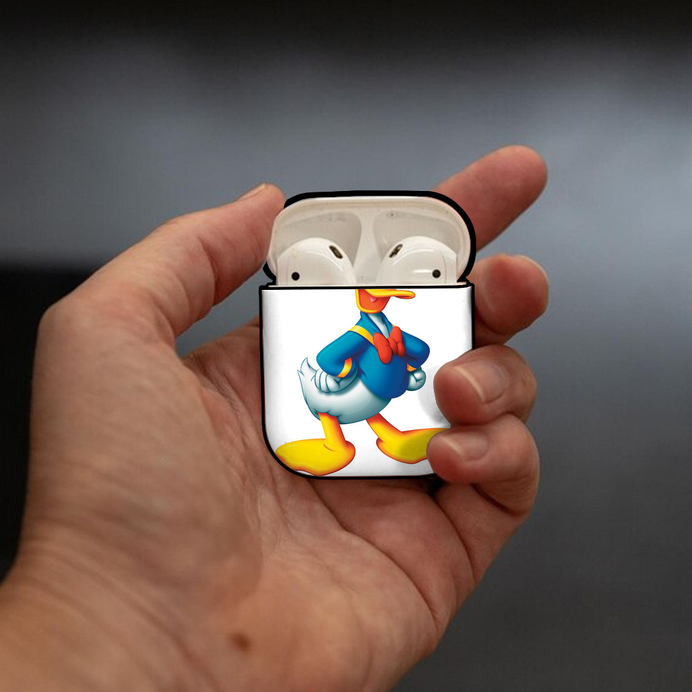 ミッキーマウス Mickey Mouse AirPods 第2世代保護ケース ハードシェル ブラック 耐衝撃・防指紋・カラビナ付き