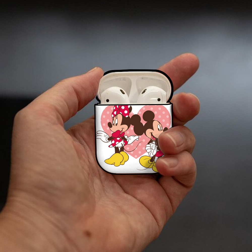ミッキーマウス Mickey Mouse AirPods 第2世代保護ケース ハードシェル ブラック 耐衝撃・防指紋・カラビナ付き