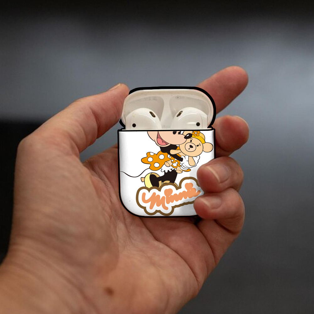 ミッキーマウス Mickey Mouse AirPods 第2世代保護ケース ハードシェル ブラック 耐衝撃・防指紋・カラビナ付き