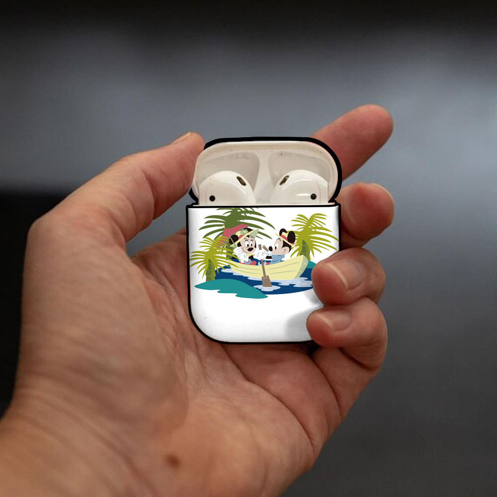 ミッキーマウス Mickey Mouse AirPods 第2世代保護ケース ハードシェル ブラック 耐衝撃・防指紋・カラビナ付き