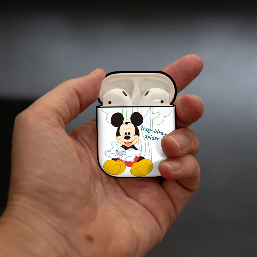 ミッキーマウス Mickey Mouse AirPods 第2世代保護ケース ハードシェル ブラック 耐衝撃・防指紋・カラビナ付き