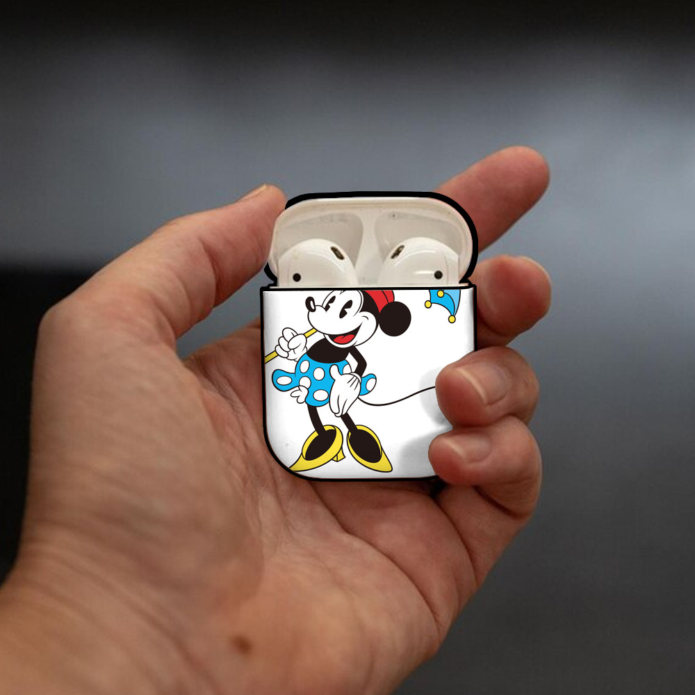 ミッキーマウス Mickey Mouse AirPods 第2世代保護ケース ハードシェル ブラック 耐衝撃・防指紋・カラビナ付き