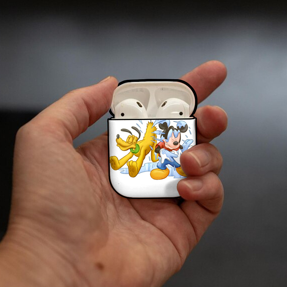 ミッキーマウス Mickey Mouse AirPods 第2世代保護ケース ハードシェル ブラック 耐衝撃・防指紋・カラビナ付き