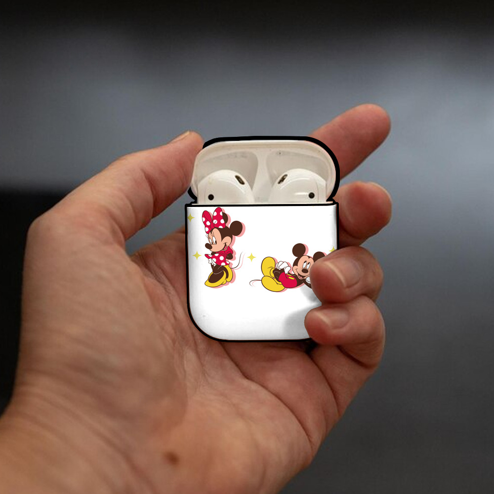 ミッキーマウス Mickey Mouse AirPods 第2世代保護ケース ハードシェル ブラック 耐衝撃・防指紋・カラビナ付き