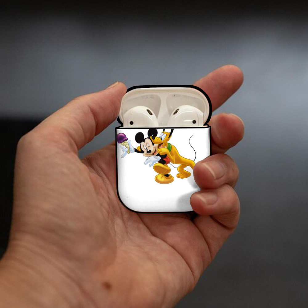 ミッキーマウス Mickey Mouse AirPods 第2世代保護ケース ハードシェル ブラック 耐衝撃・防指紋・カラビナ付き