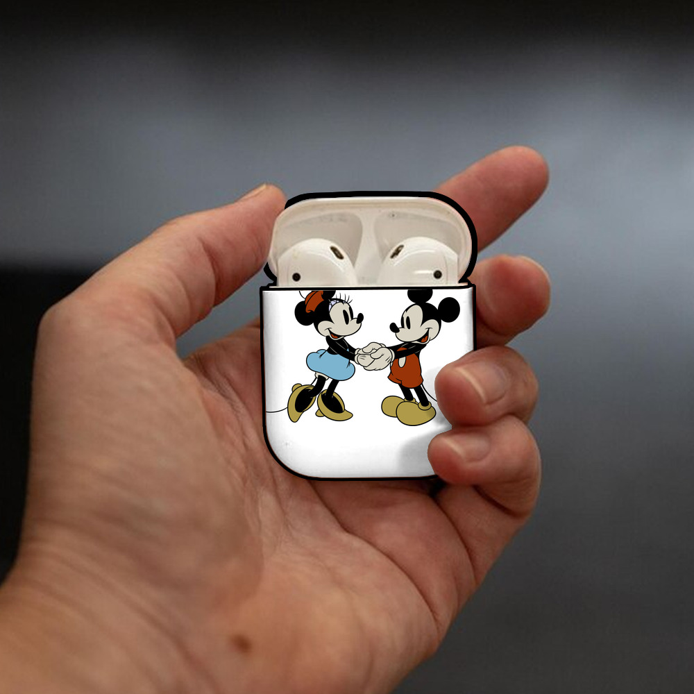 ミッキーマウス Mickey Mouse AirPods 第2世代保護ケース ハードシェル ブラック 耐衝撃・防指紋・カラビナ付き