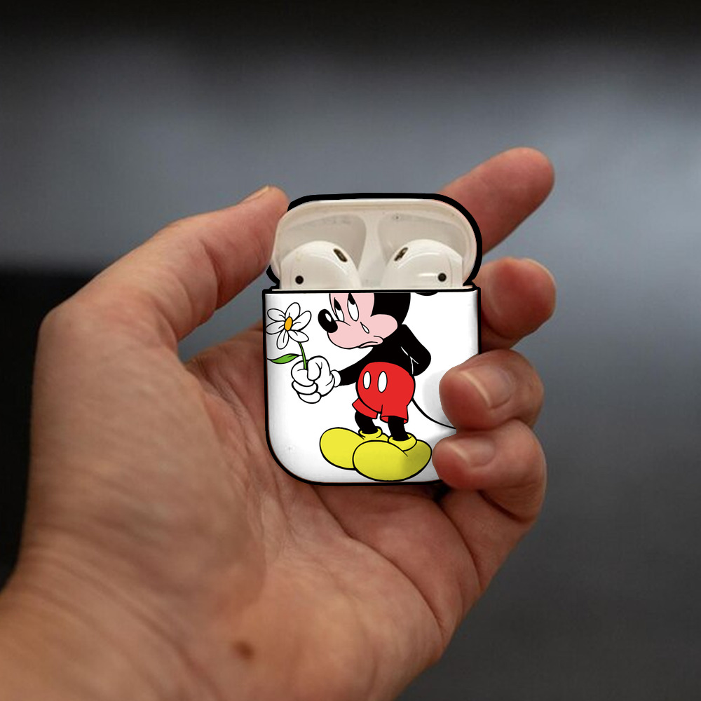 ミッキーマウス Mickey Mouse AirPods 第2世代保護ケース ハードシェル ブラック 耐衝撃・防指紋・カラビナ付き