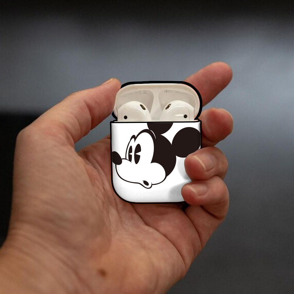 ミッキーマウス Mickey Mouse AirPods 第2世代保護ケース ハードシェル ブラック 耐衝撃・防指紋・カラビナ付き
