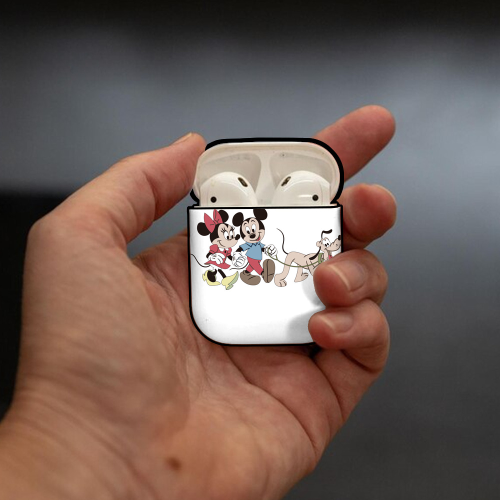 ミッキーマウス Mickey Mouse AirPods 第2世代保護ケース ハードシェル ブラック 耐衝撃・防指紋・カラビナ付き